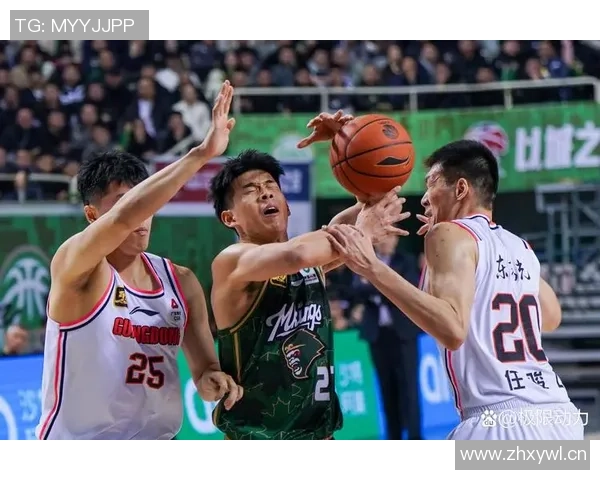 王钰栋精准传球助攻李新翔单刀机会可惜未能把握住